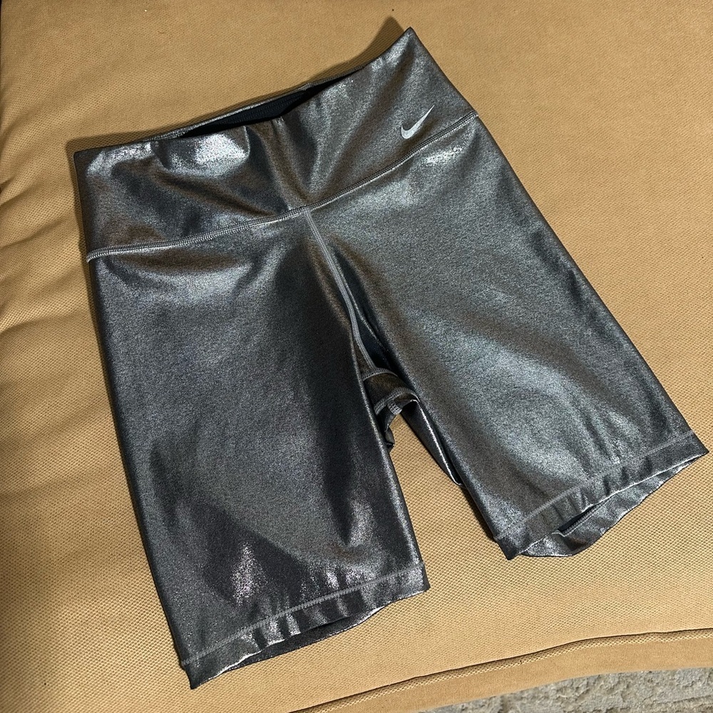 Nike Metallic Black Biker Shorts | Shiny Compression Workout | Size Small | EUC